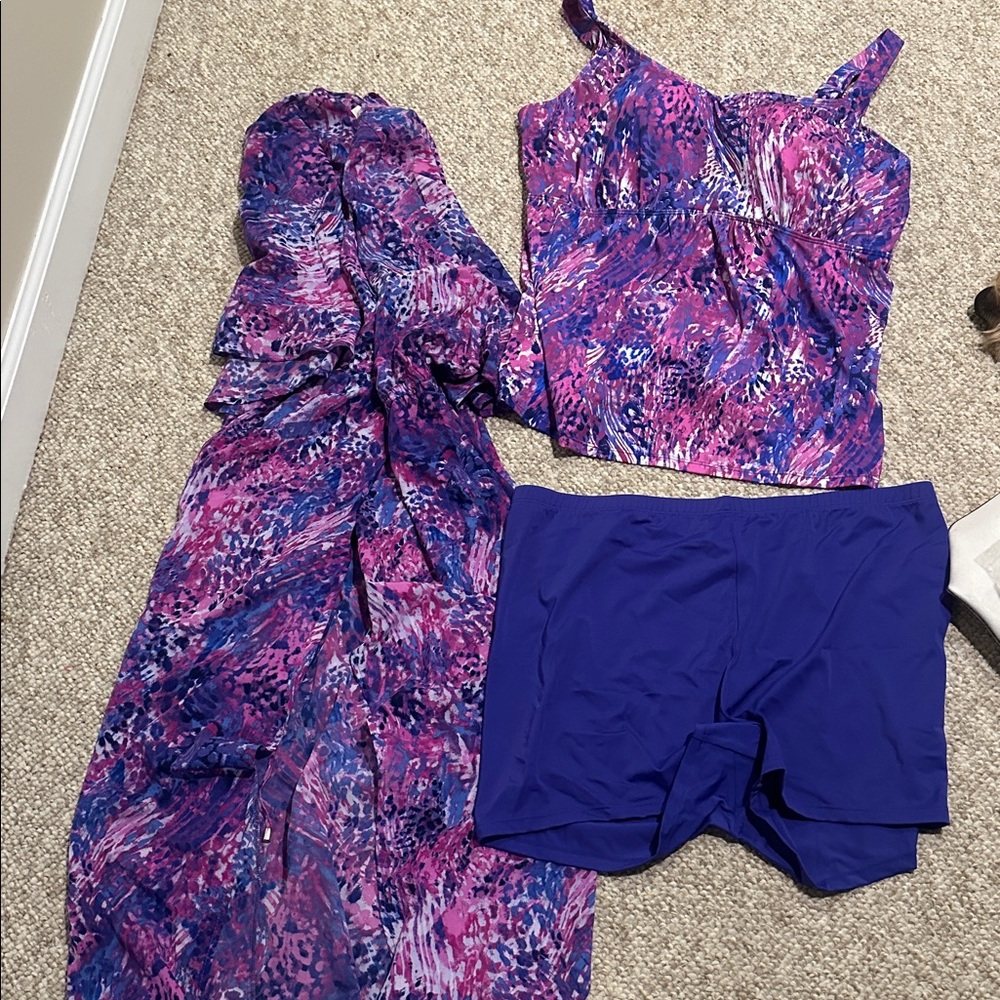Kim Gravel 2 piece Swimsuit  AND coverup Swimwear
